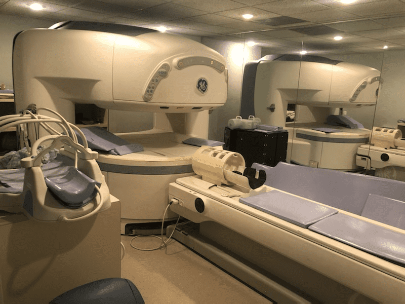 Used GE Signa Ovation 0.35T MRI Systems 20D31