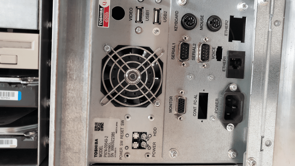 Used Toshiba D-CON COMPUTER Console PG19-662