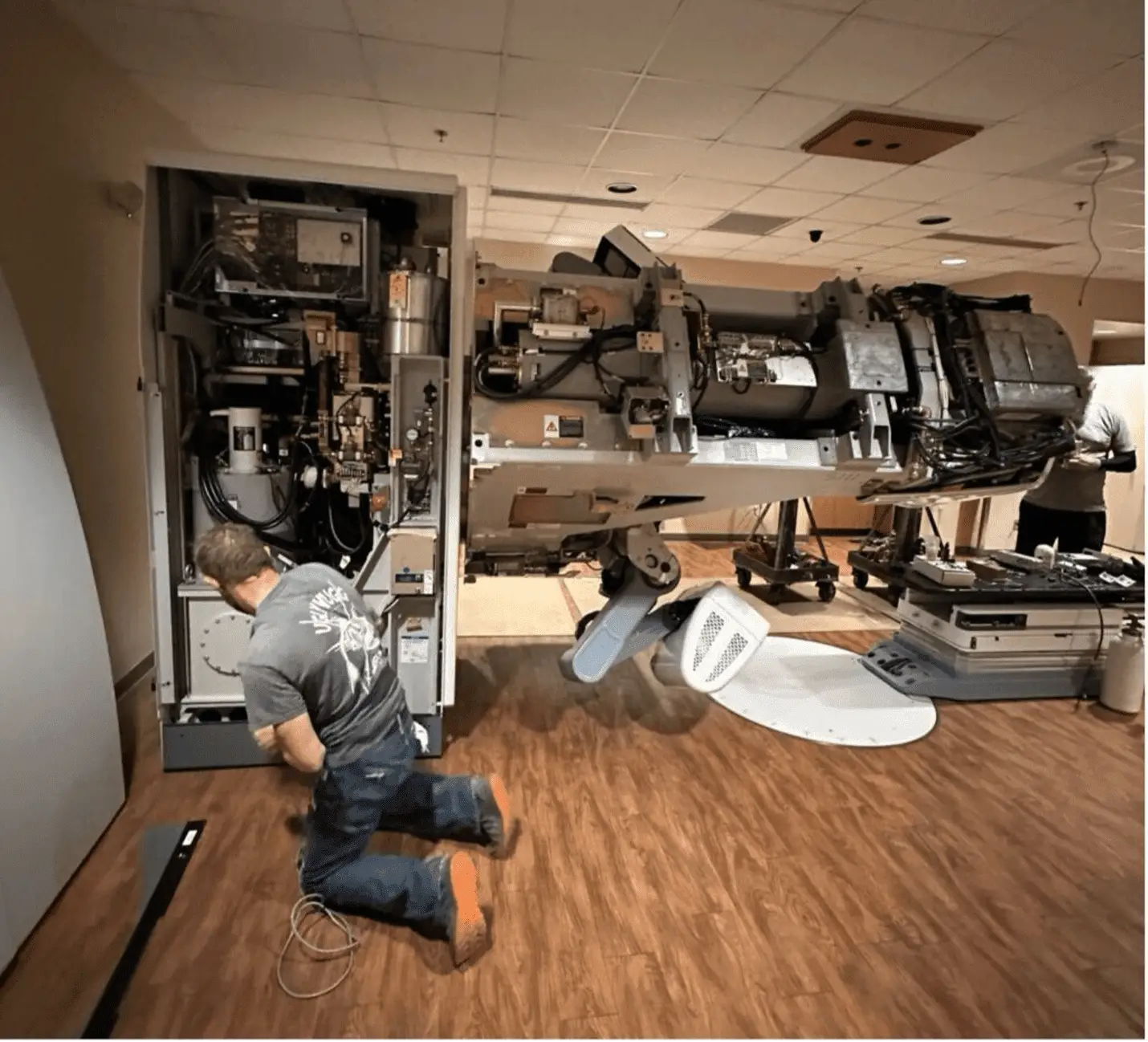 Linac Service Ceiling Rails Linear Accelerator Service, Maintenance, and Repair | Radiology ...