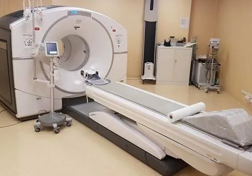 GE Discovery PET/CT scanner