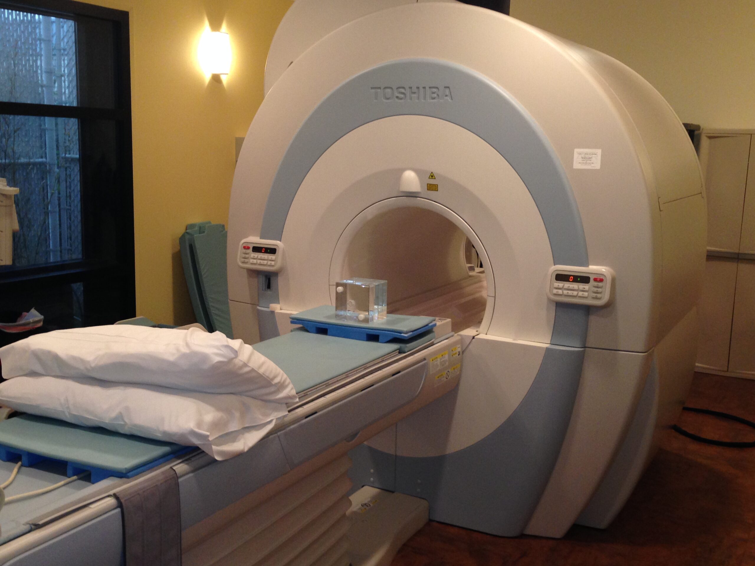 A Large Bore Toshiba Titan MRI and It’s Benefits to Your Patients’ and to You