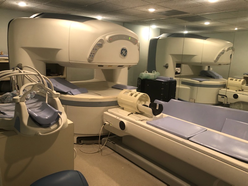 Used GE Signa Ovation 0.35T MRI Systems 20D31