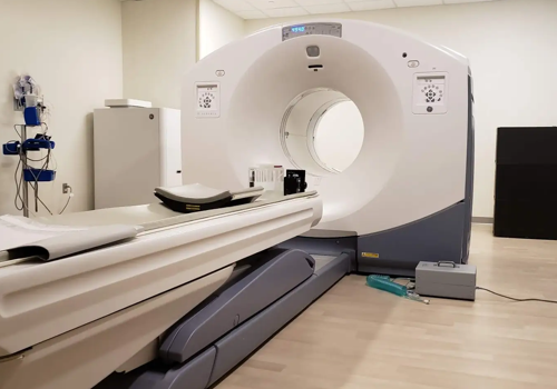 GE Discovery 690 64 Slice PET CT Scanner SIZED