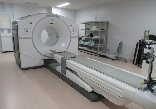 GE Discovery IQ PET/CT Scanner