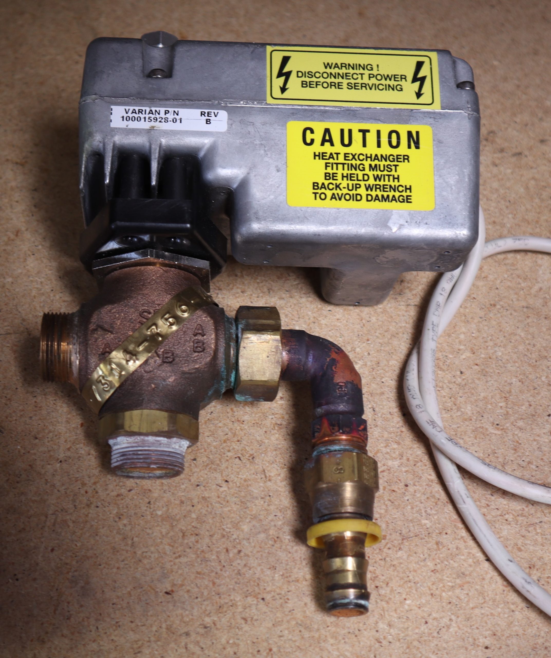PW 5225 Varian Electric Water Valve