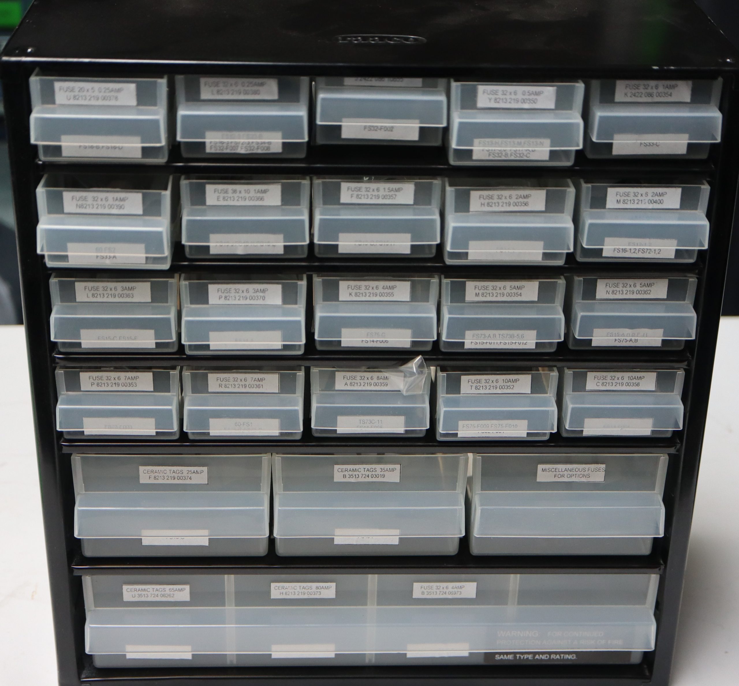 PW 5248 Elekta Limited Fuse Box Assembly