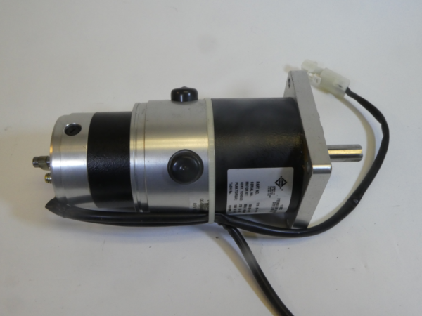 SERVO MOTOR TACH