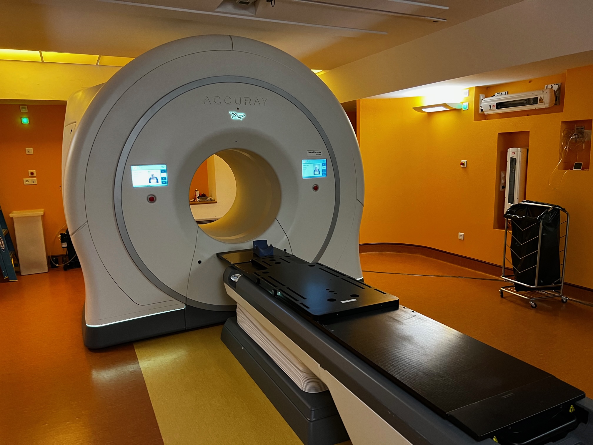 Accuray Tomotherapy HD Linac