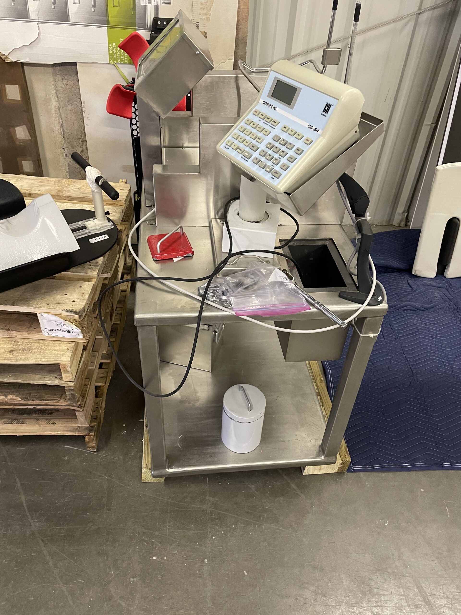 Complete Hot Lab for Nuclear Medicine