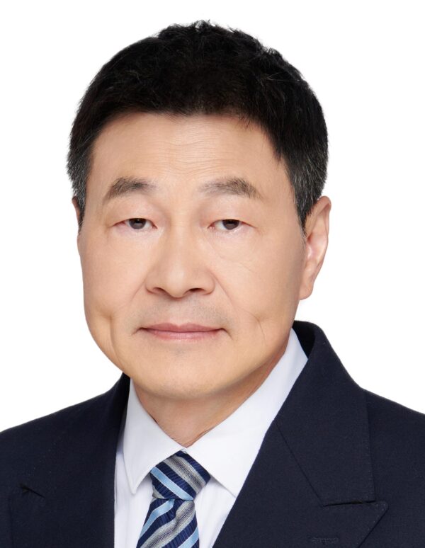 Dr. Jonathan Yao