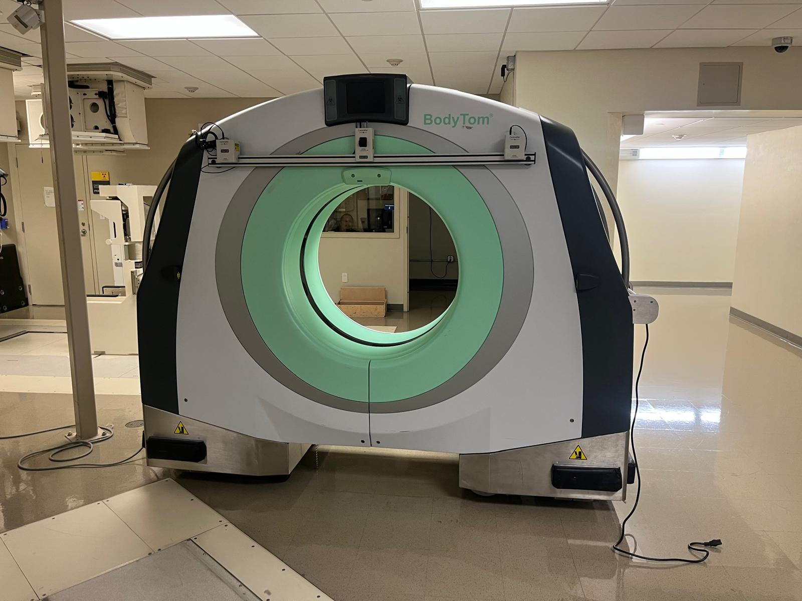 NeuroLogica BodyTom Mobile CT Scanner