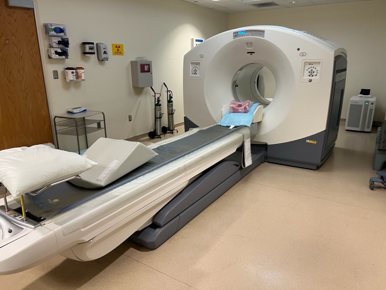 GE Discovery 610 16 Slice PET/CT Scanner