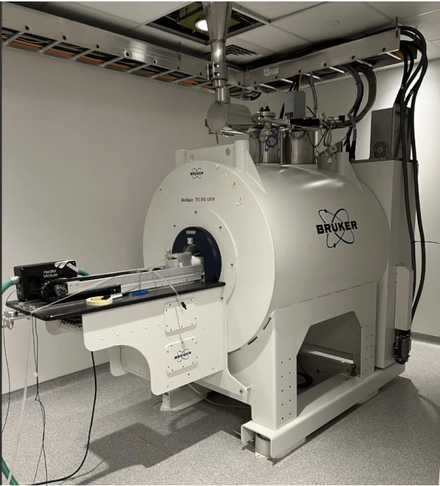 Bruker 70/20 USR MRI System