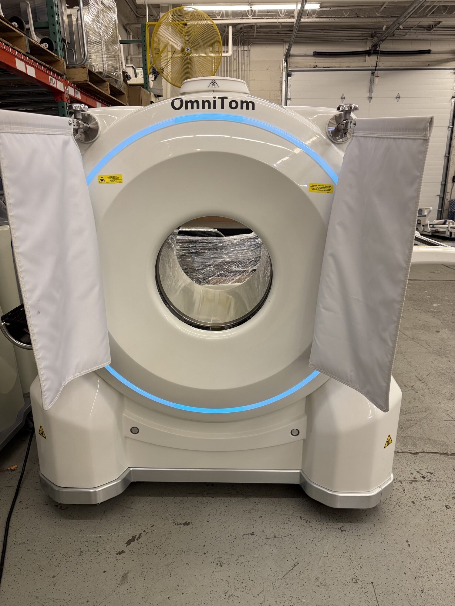 NeuroLogica OmniTom Mobile CT Scanner