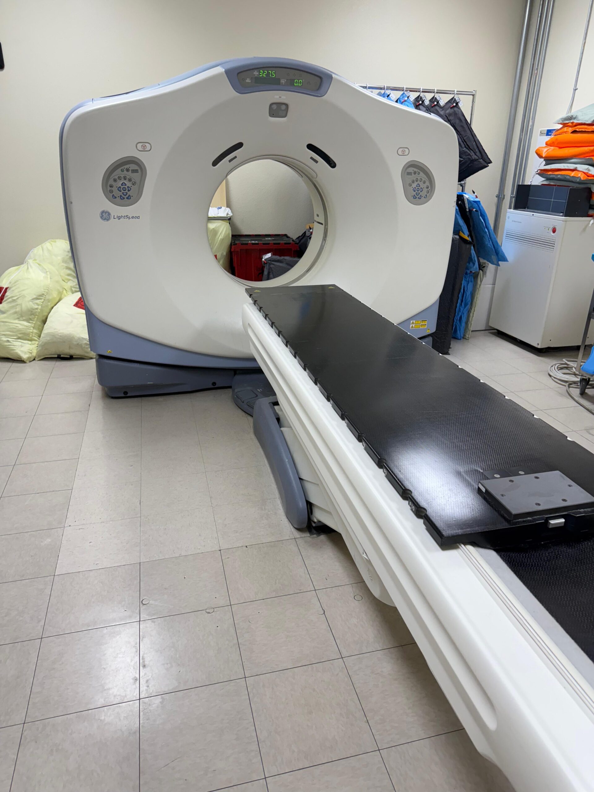 GE LightSpeed Xtra CT Scanner
