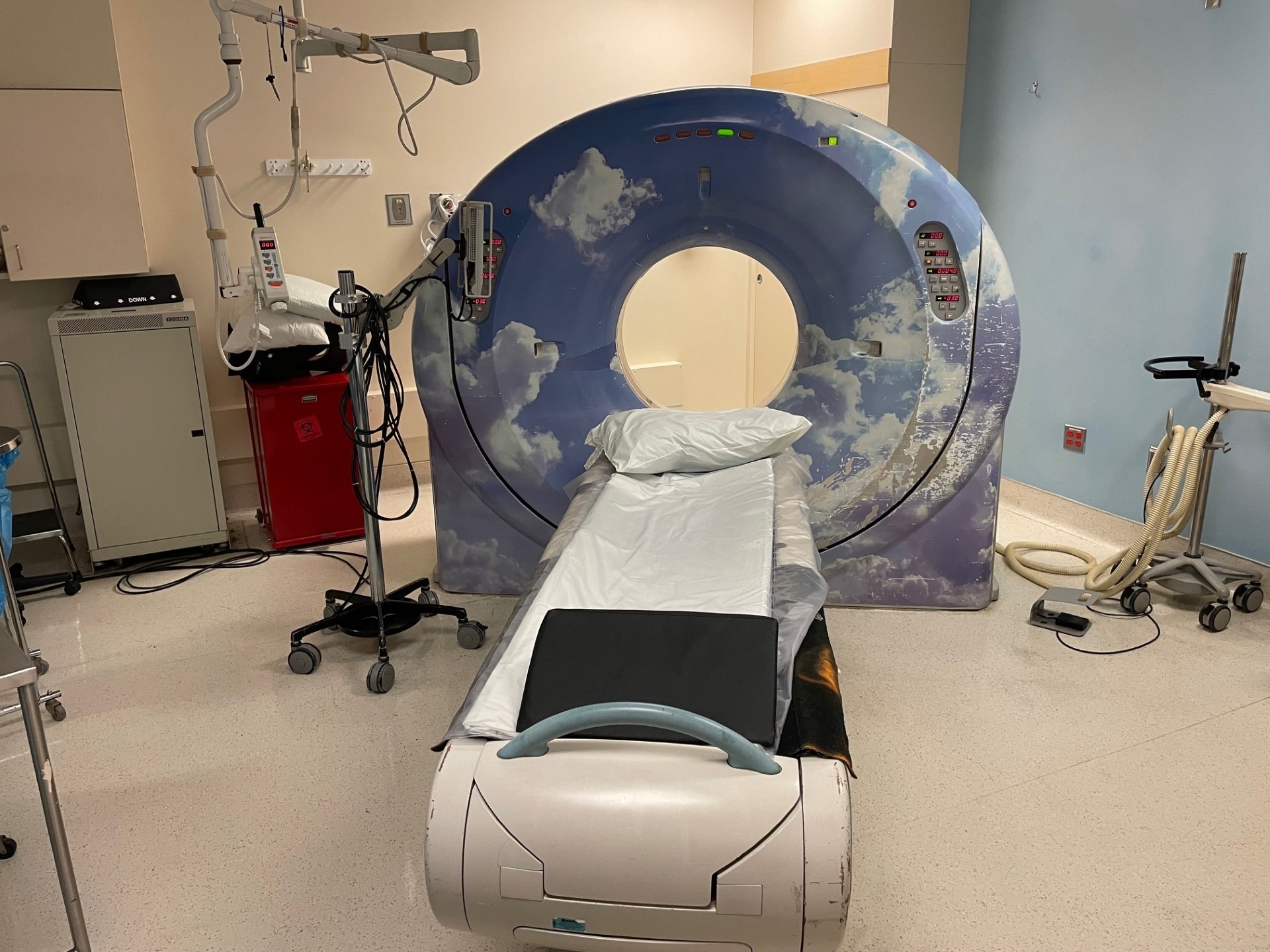 Toshiba Aquilion 16 CT Scanner